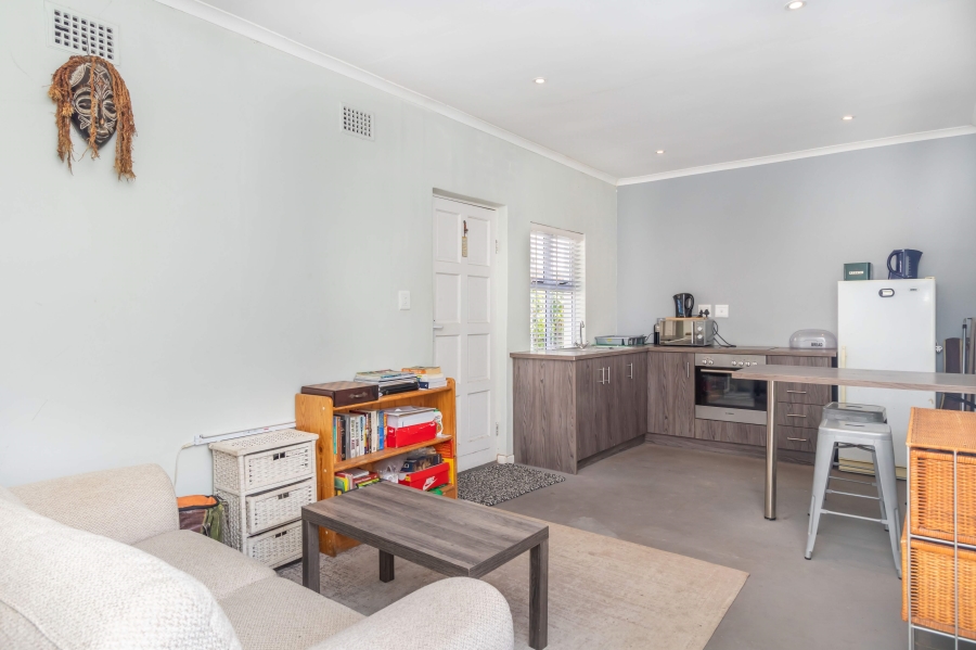 To Let 3 Bedroom Property for Rent in Pinelands Western Cape